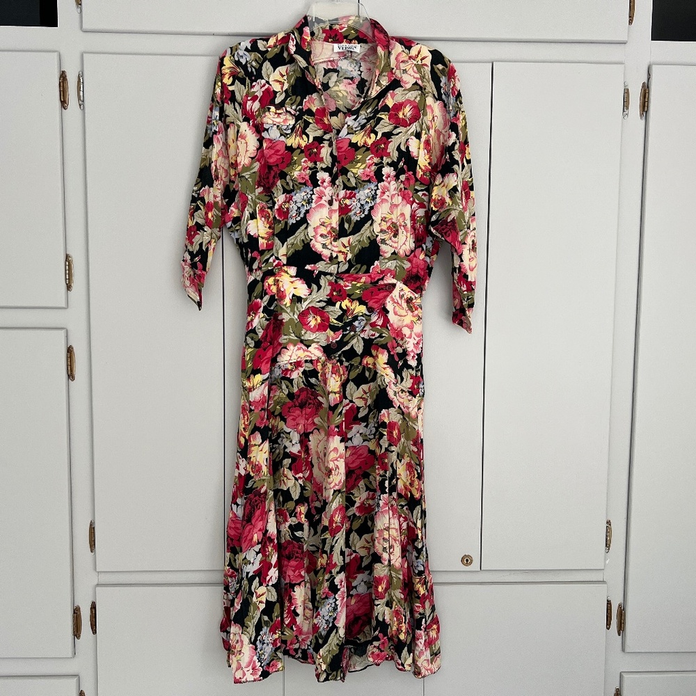Vintage VEDRA of IBIZA SPAIN Boho Multicolor Floral Print Flowy Shirt Dress L